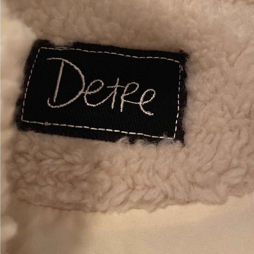 Teddy Jacket - Picture 2 of 3